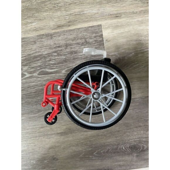Barbie Doll Red Wheelchair dollhouse brakes work, - Picture 8 of 9